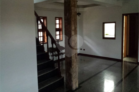Casa à venda ou para alugar com 4 suítes no condomínio Residencial Vale das Laranjeiras, Indaiatuba - SP
