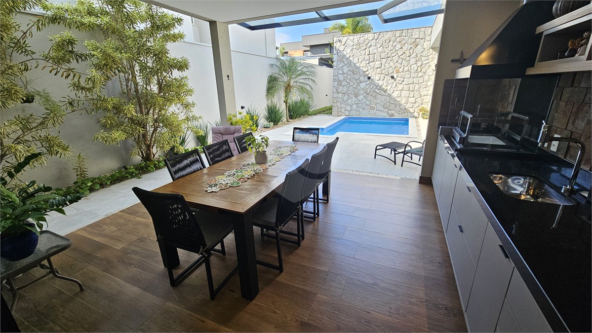 Casa à venda com 4 suítes no condomínio Residencial Helvetia Park, Indaiatuba - SP