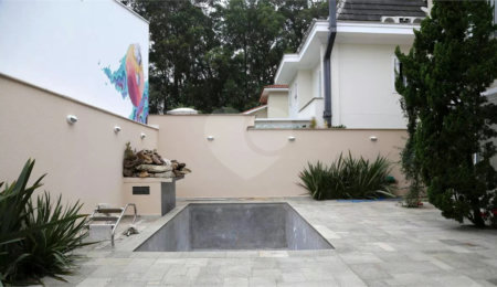 Casa à venda com 4 suítes no condomínio Residencial Morumbi, São Paulo - SP
