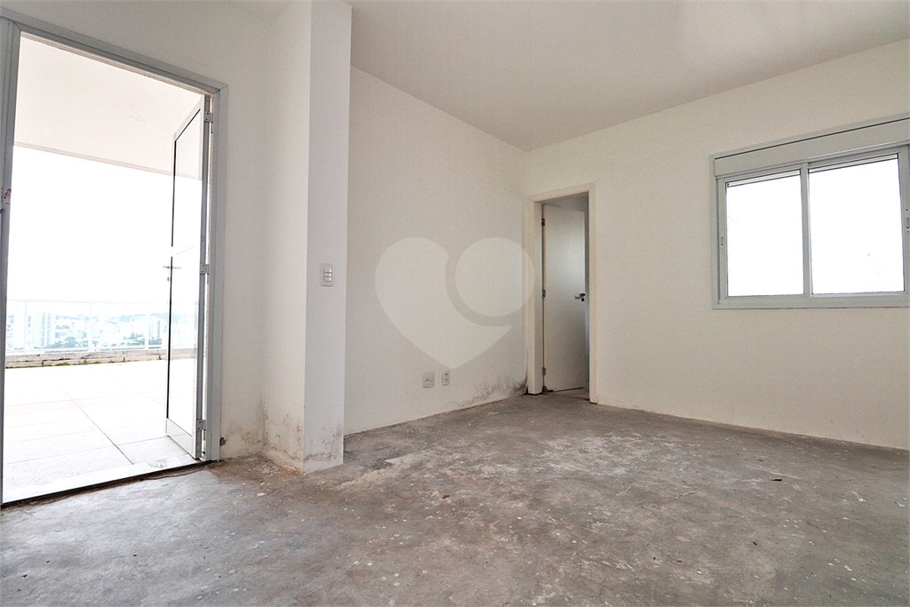 Apartamento à venda com 3 suítes em Santa Teresinha, São Paulo, SP