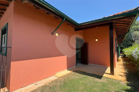 Casa à venda com 4 suítes no condomínio Vivendas do Lago, Sorocaba - SP