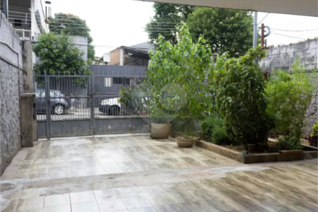 Sobrado à venda com 4 quartos, sendo 1 suíte, em Vila Jaguara, São Paulo, SP
