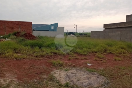 Terreno à venda com 2 quartos em Parque Itapê, Itapetininga, SP