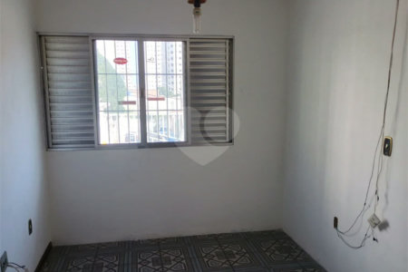 Sobrado à venda com 4 suítes em Santana, São Paulo, SP
