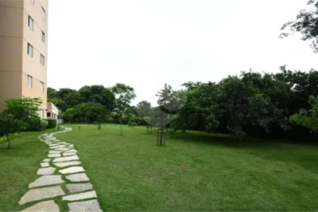 Apartamento à venda com 3 quartos, sendo 1 suíte, em Jardim Nova Taboão, Guarulhos, SP