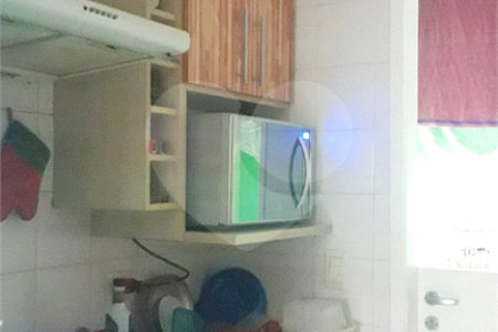 Casa à venda com 3 quartos, sendo 1 suíte,  no condomínio Jardim das Palmas, São Paulo - SP