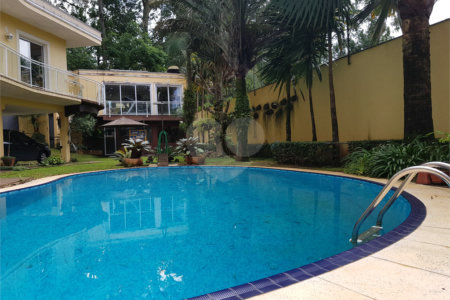 Casa à venda com 5 suítes em Jardim Marajoara, São Paulo, SP