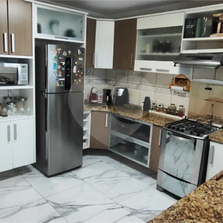 Casa à venda com 3 quartos, sendo 1 suíte,  em Chácara das Flores, Mogi das Cruzes, SP