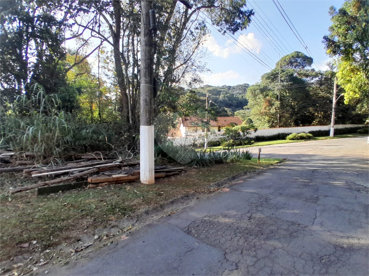Terreno à venda no condomínio Associação Reserva das Hortênsias, Mairiporã - SP