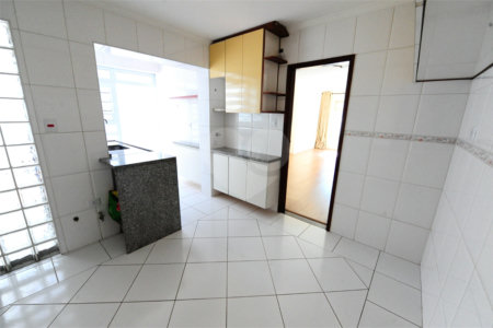 Casa Térrea para alugar com 4 quartos, sendo 1 suíte, em Vila Mariana, São Paulo, SP