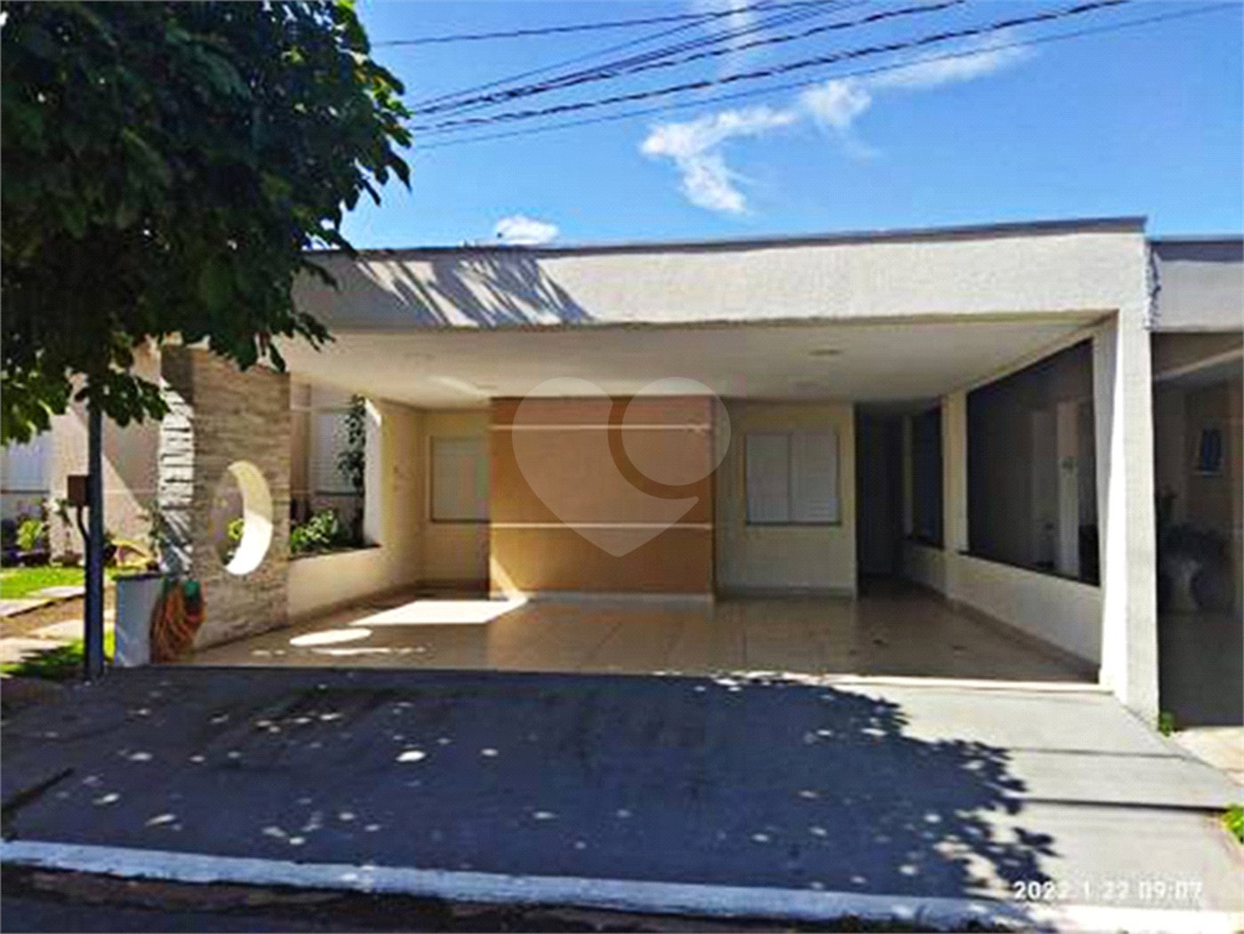 Casa à venda com 2 quartos, sendo 1 suíte, no condomínio Residencial Mônaco, Cuiabá - MT