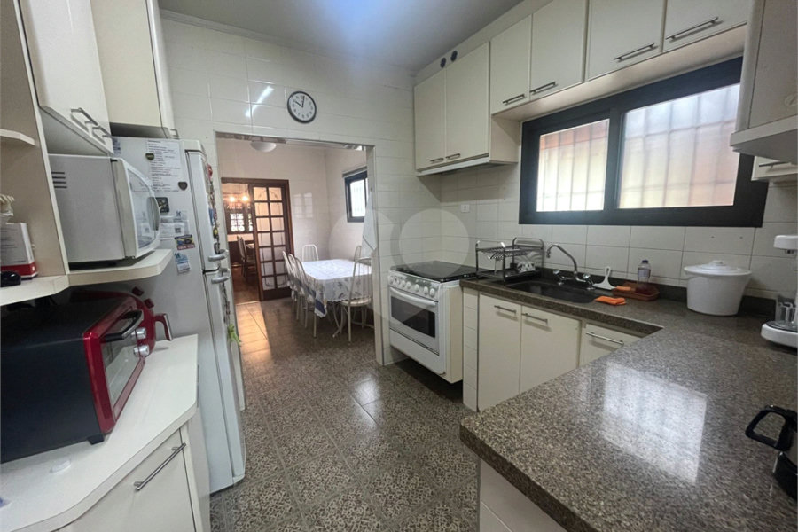 Sobrado à venda com 3 suítes em Tremembé, São Paulo, SP