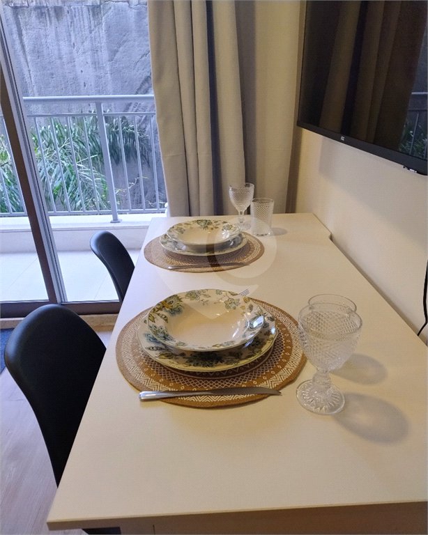 Apartamento à venda ou para alugar com 1 suíte em Perdizes, São Paulo, SP