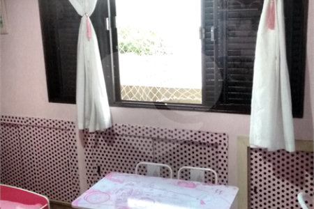 Sobrado à venda com 3 quartos, sendo 1 suíte,  em Jardim das Vertentes, São Paulo, SP