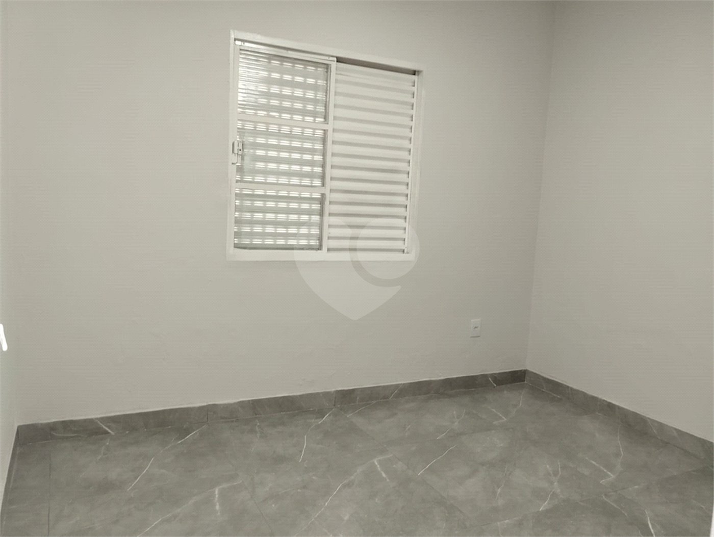 Casa à venda com 2 quartos em Jardim Roberto Selmi Dei, Araraquara, SP