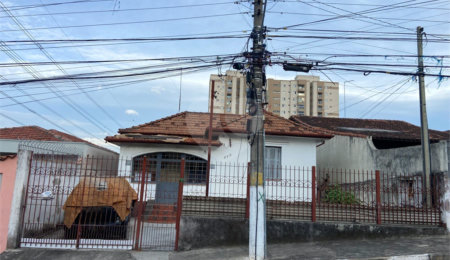 Terreno à venda com 3 quartos no Centro, Poá, SP