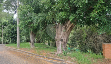 Terreno à venda no condomínio Estância Marambaia, Vinhedo - SP