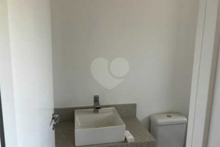 Apartamento à venda com 2 suítes em Vila Guiomar, Santo André, SP
