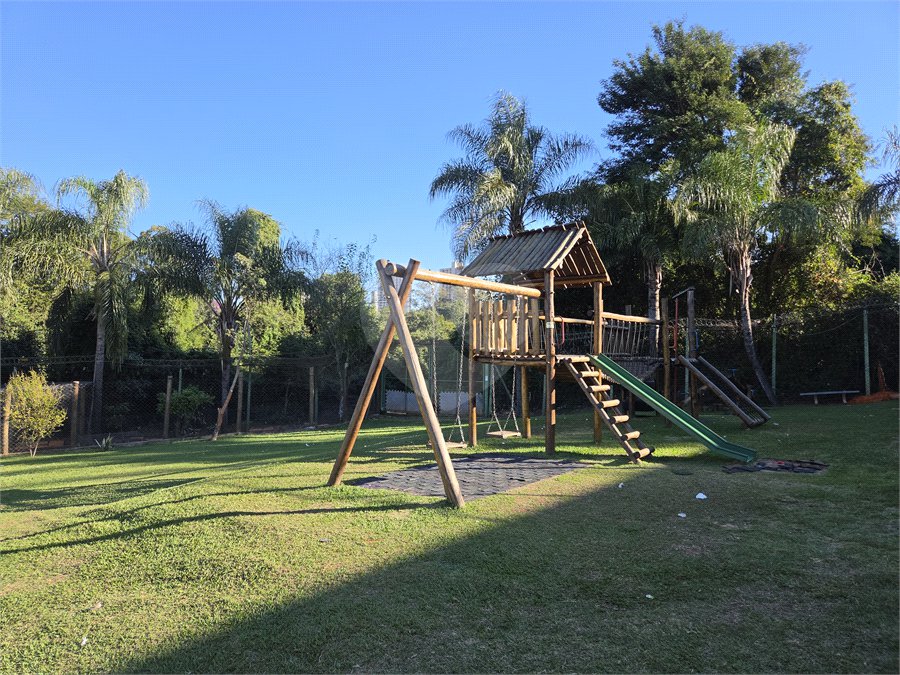 Casa à venda com 2 quartos, sendo 1 suíte, no condomínio Horto Florestal II, Sorocaba - SP