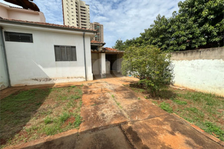 Casa à venda com 3 quartos, sendo 1 suíte, em Jardim Ártico, Araraquara, SP