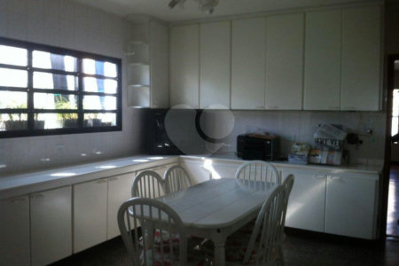 Sobrado à venda com 3 quartos, sendo 1 suíte, em Vila Paulicéia, São Paulo, SP