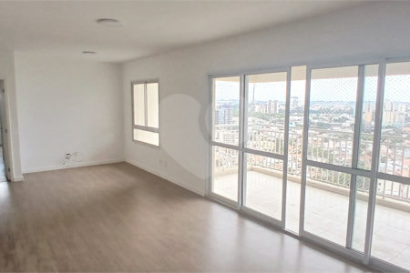 Apartamento para alugar com 4 quartos, sendo 1 suíte, no Centro, São Bernardo do Campo, SP