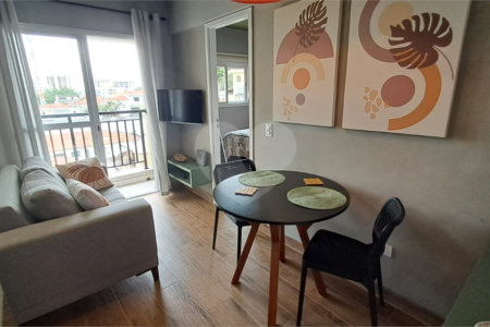 Apartamento à venda ou para alugar com 1 suíte em Vila Paulicéia, São Paulo, SP