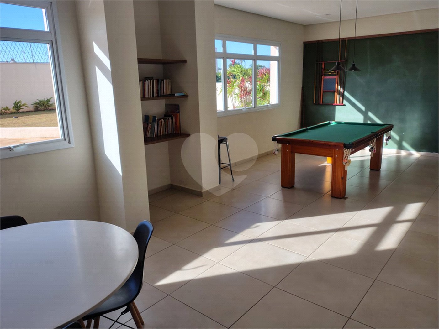 Apartamento 3 Quartos com Suíte 109m², Aurora Gardens 2 Vagas de Garagem