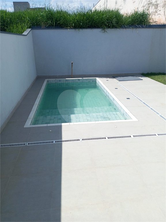 Casa à venda com 3 quartos, sendo 1 suíte,  no condomínio Lagos D Icaraí, Salto - SP