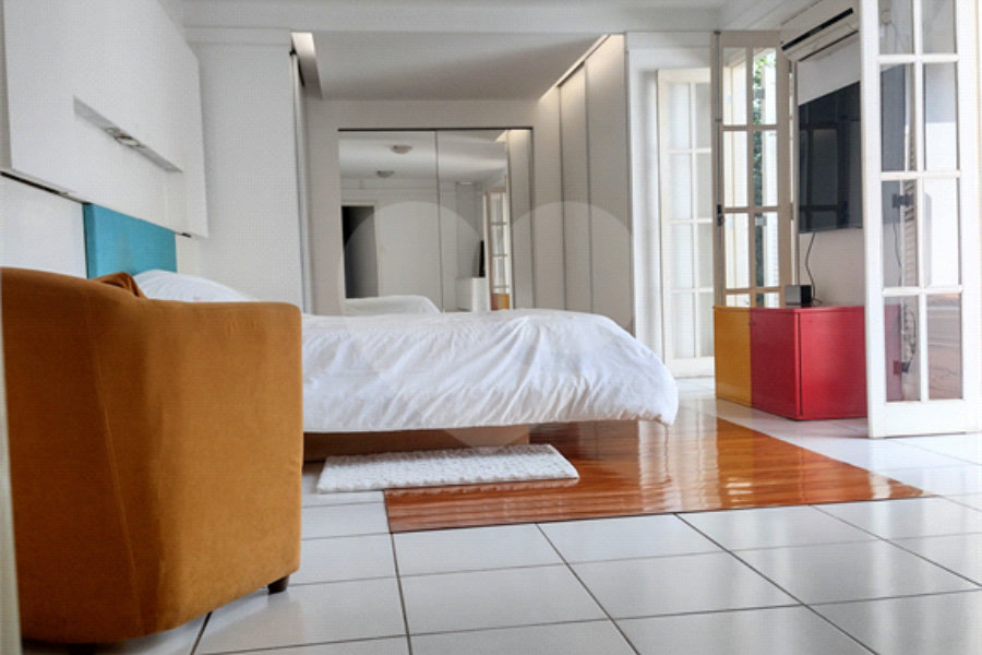 Sobrado à venda com 3 quartos, sendo 1 suíte,  em Jardim São Paulo(zona Norte), São Paulo, SP