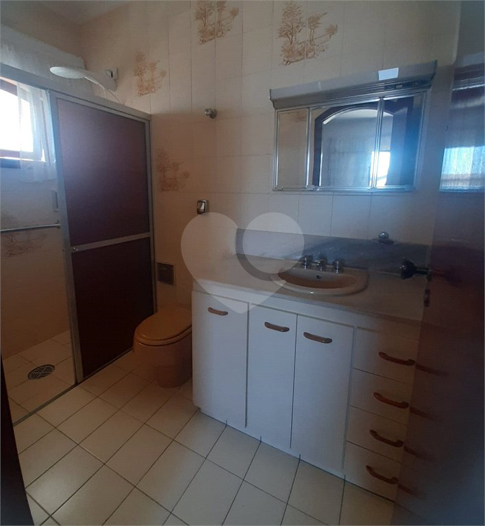 Casa à venda com 3 quartos, sendo 1 suíte, no Centro, Vinhedo, SP