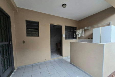 Casa espaçosa com edícula e 218 m² muito bem aproveitados! Conjunto Residencial Butantã, São Paulo - SP