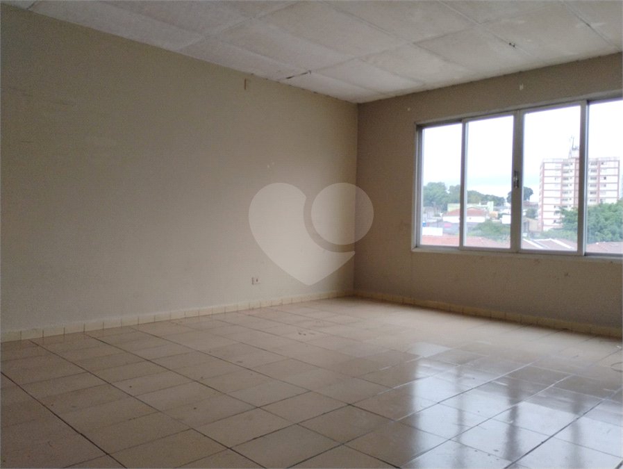 Sobrado à venda com 3 quartos, sendo 1 suíte,  em Jardim Jabaquara, São Paulo, SP