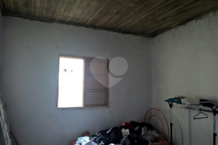 Casa à venda com 2 quartos em Cambuci, São Paulo, SP
