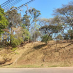 Sobrado à venda com 4 quartos, sendo 1 suíte,  em Parque dos Príncipes, São Paulo, SP