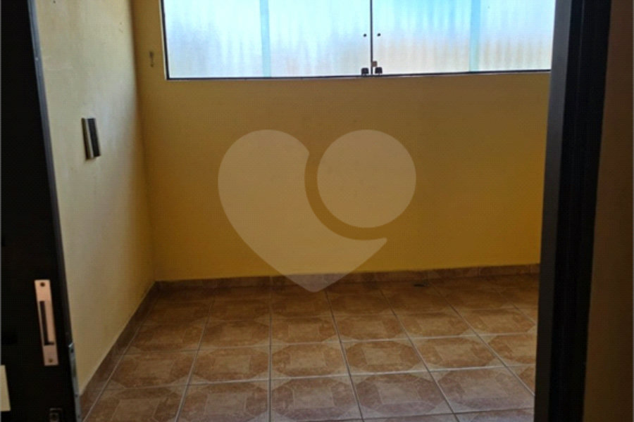 Casa à venda com 5 quartos, sendo 1 suíte, em Artur Alvim, São Paulo, SP