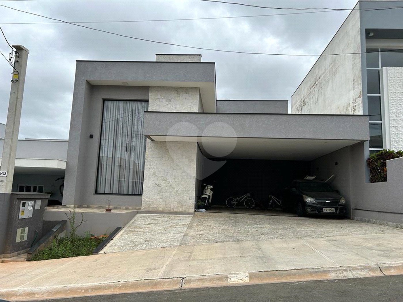 Casa à venda com 3 quartos, sendo 1 suíte, no condomínio Villagio Milano, Sorocaba - SP