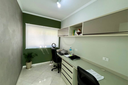 Casa à venda ou para alugar com 6 quartos, sendo 1 suíte, em Residencial/Comercial, Guarulhos, SP