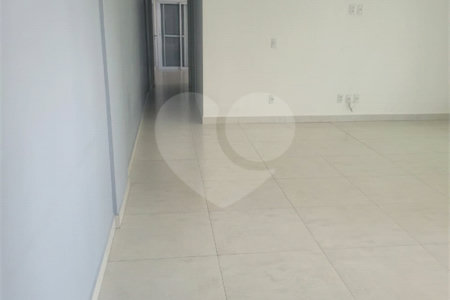 Apartamento à venda com 2 quartos, sendo 1 suíte, em Vila Teixeira, Salto, SP