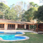 Sobrado à venda ou para alugar com 4 suítes em Alto da Boa Vista, São Paulo, SP