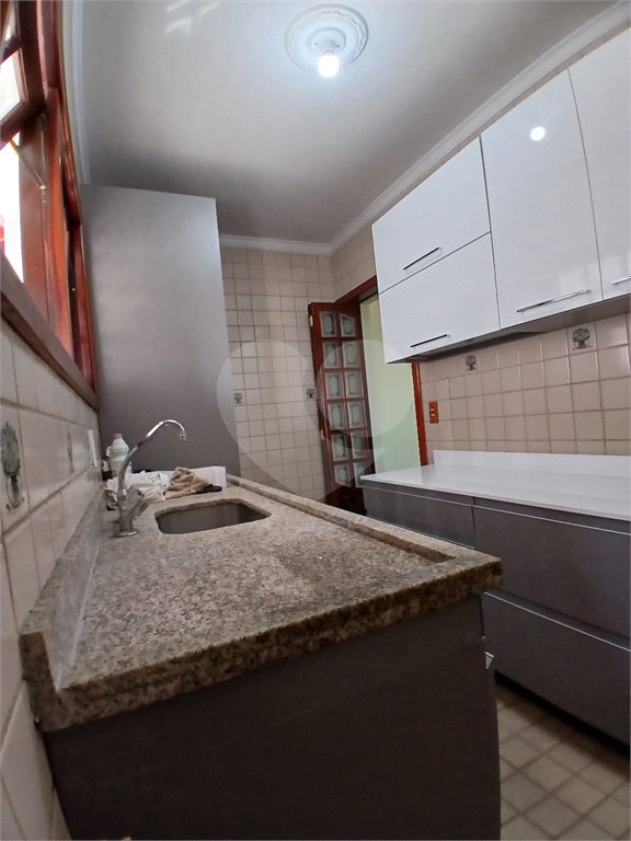 Casa à venda com 5 quartos, sendo 3 suítes, em Vila Santista, Atibaia, SP