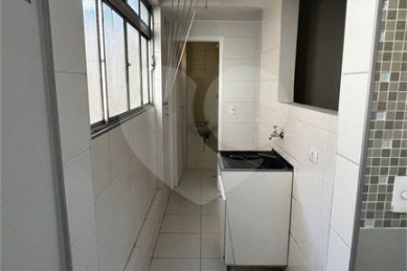 Apartamento à venda com 3 quartos em Vila Pompéia, São Paulo, SP