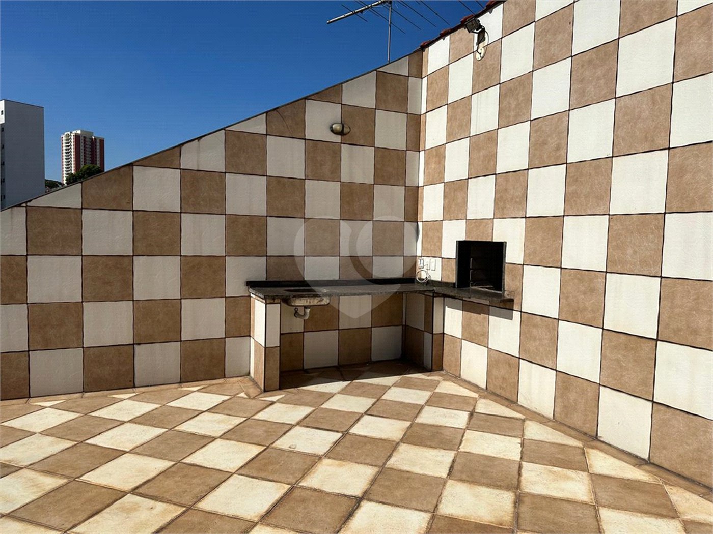 Sobrado à venda com 7 quartos, sendo 2 suítes,  em Lauzane Paulista, São Paulo, SP