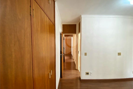 Apartamento à venda com 2 quartos, sendo 1 suíte, no Centro, Ribeirão Preto, SP
