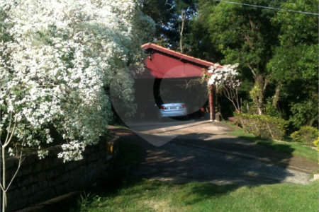 Casa à venda com 6 quartos, sendo 3 suítes, em Monte Alegre, Vinhedo, SP
