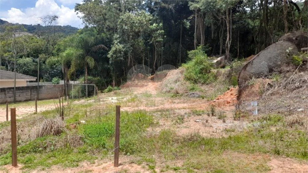 Terreno à venda no condomínio Itaguaçu da Cantareira, São Paulo - SP