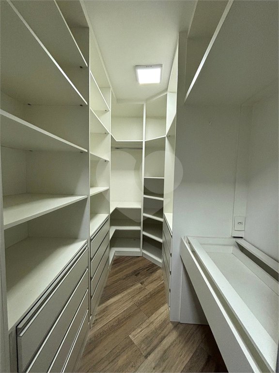 Casa à venda com 3 quartos, sendo 1 suíte,  em Jardim Santa Mena, Guarulhos, SP