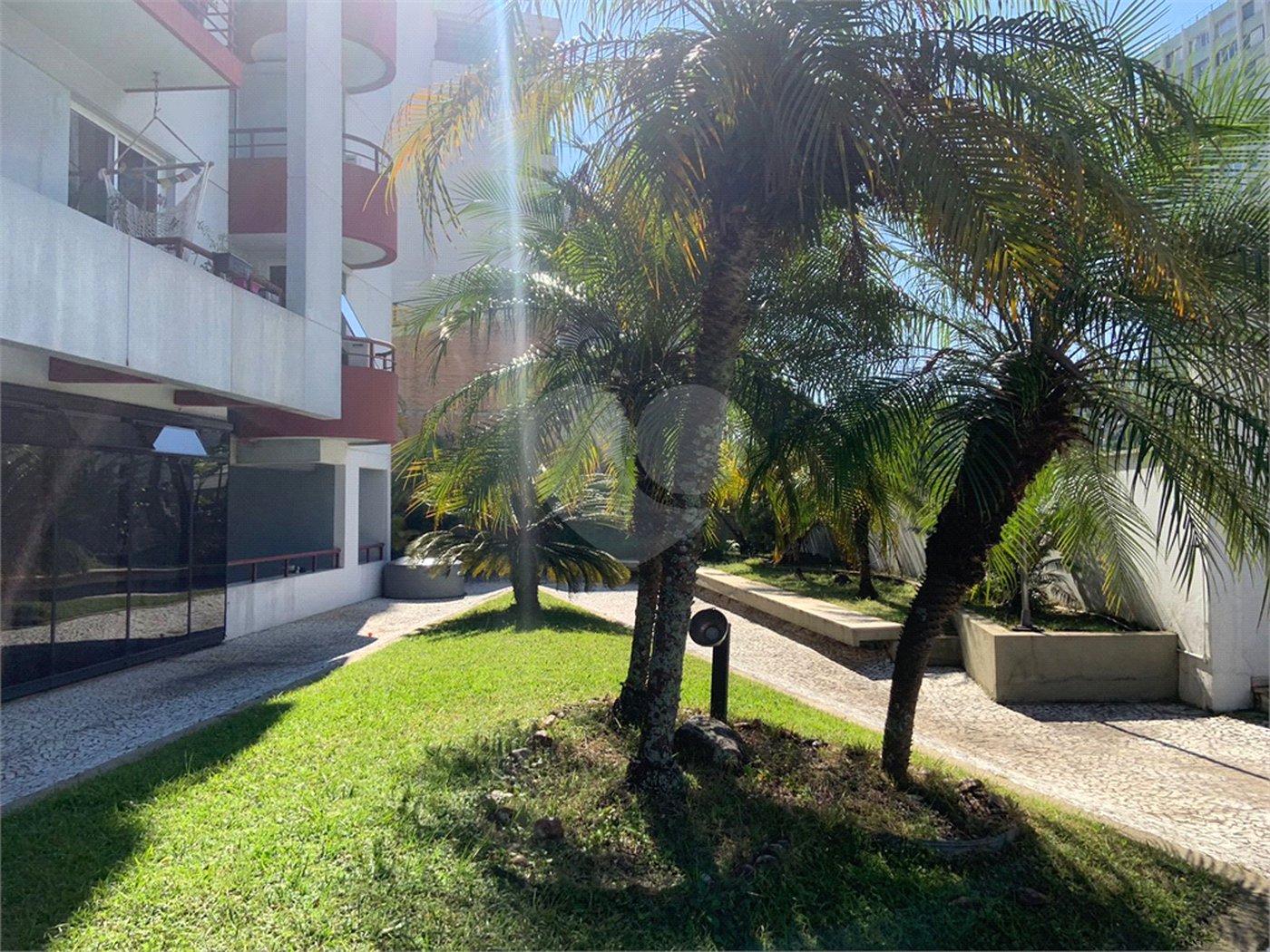 Apartamento à venda com 1 suíte em Jardim das Bandeiras, São Paulo, SP