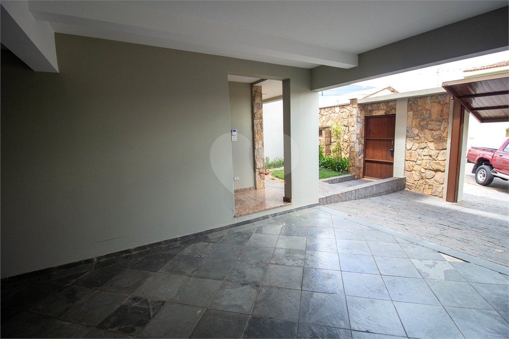 Casa à venda com 3 quartos, sendo 1 suíte, em Jardim Flórida, São Roque, SP