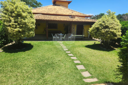 Casa à venda com 3 quartos, sendo 1 suíte, em Rasa, Armação dos Búzios, RJ